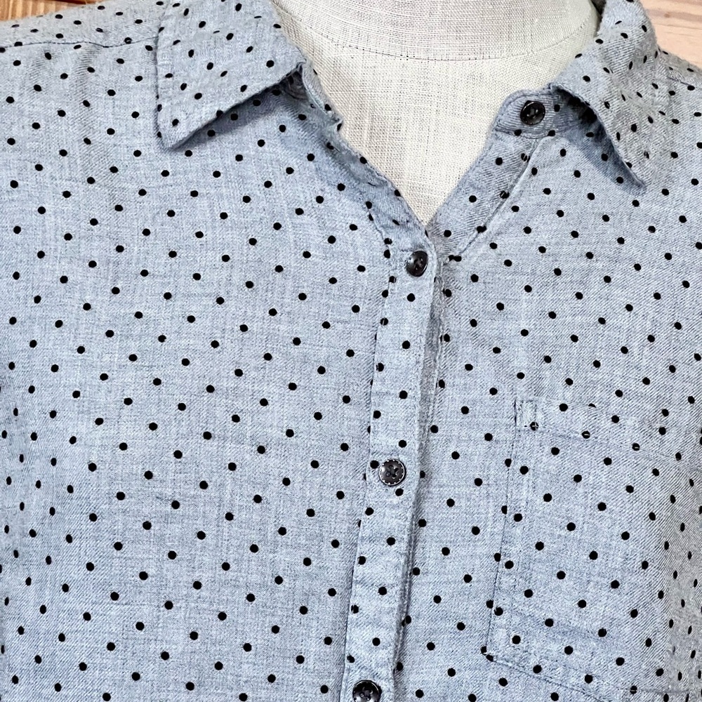 Maurices Large Chambray Polka Dot Button Front Sh… - image 4